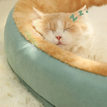 Comfy Pet Bed: Winter Bliss Edition